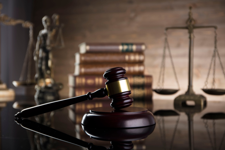 Legal Advice Basics: A Practical Guide to Protecting Your Rights and Avoiding Legal Mistakes