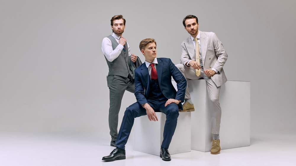 Dinners Suits vs Business Suits